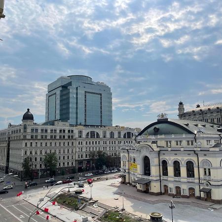 Amazing Opera View Apartamento Kiev Exterior foto